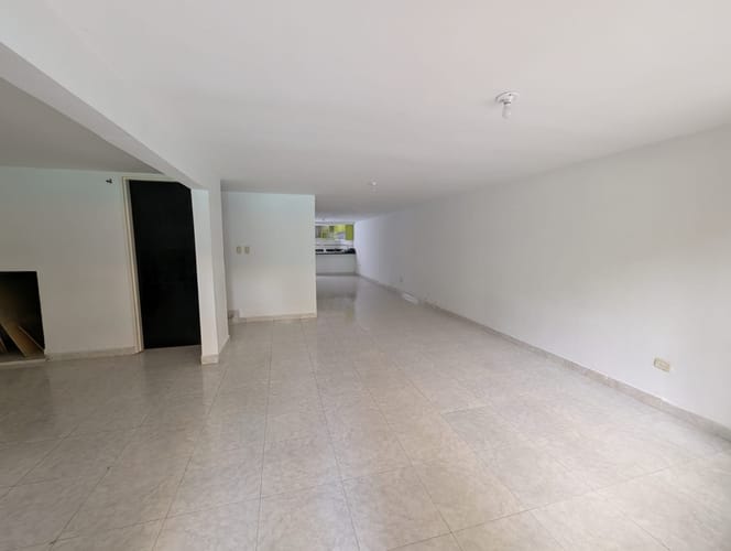 Casa de 5 alcobas en venta en Nueva Tequendama, Cali, 250 m² · foto 11 de 21