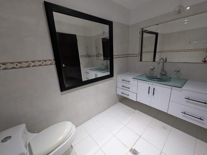 Casa de 5 alcobas en venta en Nueva Tequendama, Cali, 250 m² · foto 17 de 21