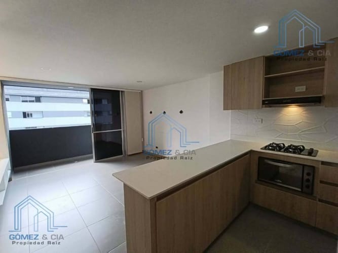 Apartamento de 3 alcobas en arriendo en Santa Fe, Medellín, 80 m² · foto 3 de 17