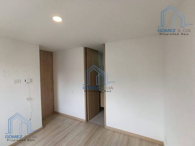 Apartamento de 3 alcobas en arriendo en Santa Fe, Medellín, 80 m² · foto 5 de 17
