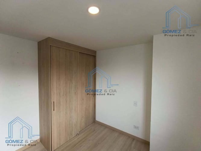 Apartamento de 3 alcobas en arriendo en Santa Fe, Medellín, 80 m² · foto 9 de 17