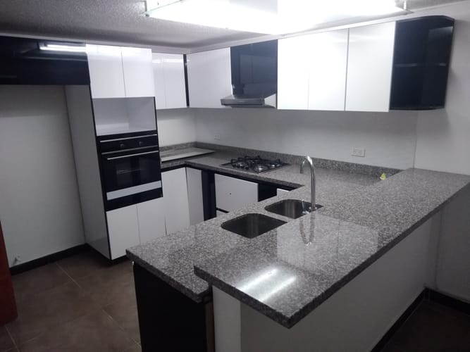 Casa de 4 alcobas en arriendo en Cedritos, Bogotá, 240 m² · foto 11 de 18