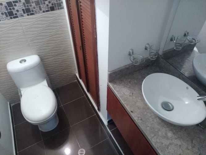 Casa de 4 alcobas en arriendo en Cedritos, Bogotá, 240 m² · foto 14 de 18