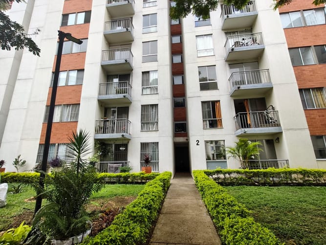 Apartamento de 2 alcobas en arriendo en Cr. Los Naranjos, Jamundí, 65 m² · foto 10 de 24