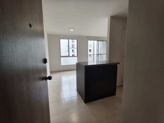Apartamento de 2 alcobas en arriendo en Cr. Los Naranjos, Jamundí, 65 m² · foto 12 de 24