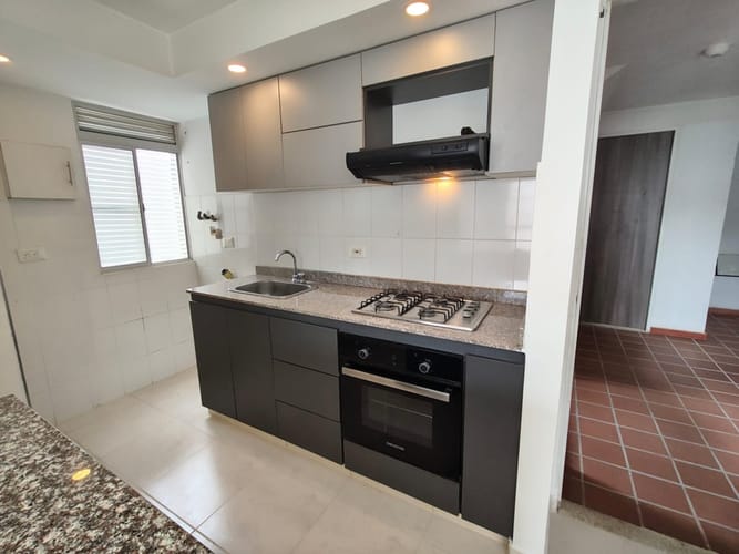 Apartamento de 2 alcobas en arriendo en Cr. Los Naranjos, Jamundí, 65 m² · foto 18 de 24
