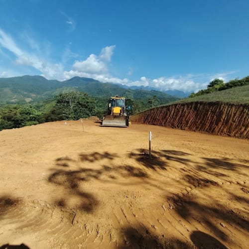 Lote en venta en El Gran Limonar, Cali, 6000 m² · foto 2 de 2