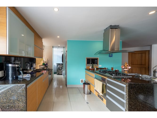 Apartamento de 1 alcoba en venta en Chicó Navarra, Bogotá, 140 m² · foto 4 de 19