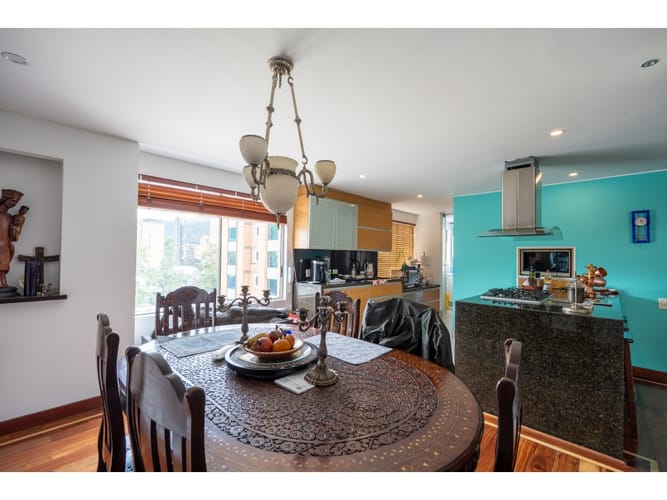 Apartamento de 1 alcoba en venta en Chicó Navarra, Bogotá, 140 m² · foto 7 de 19