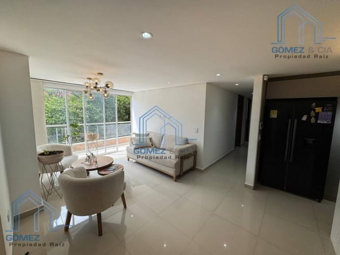 Apartamento de 3 alcobas en venta en Lorena, Medellín, 110 m² · foto 3 de 20