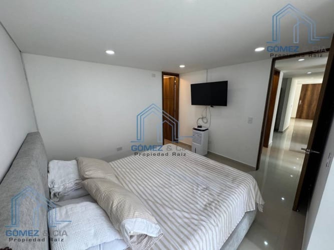 Apartamento de 3 alcobas en venta en Lorena, Medellín, 110 m² · foto 9 de 20