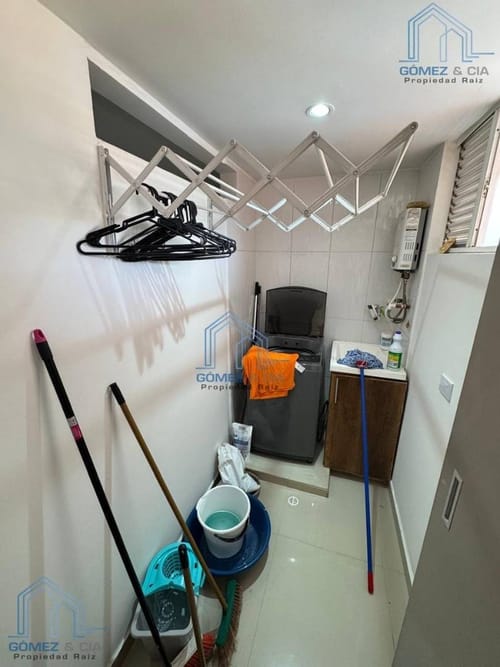 Apartamento de 3 alcobas en venta en Lorena, Medellín, 110 m² · foto 19 de 20