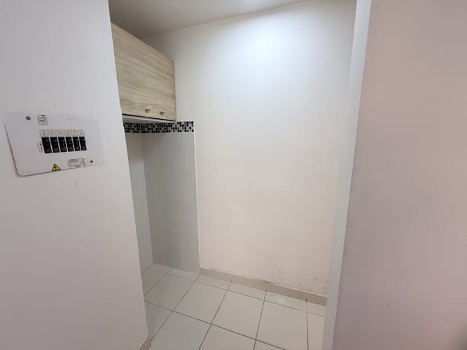 Apartamento de 3 alcobas en venta en Conjunto Residencial La Finca Super Manzana 10a, Madrid, 67 m² · foto 5 de 6