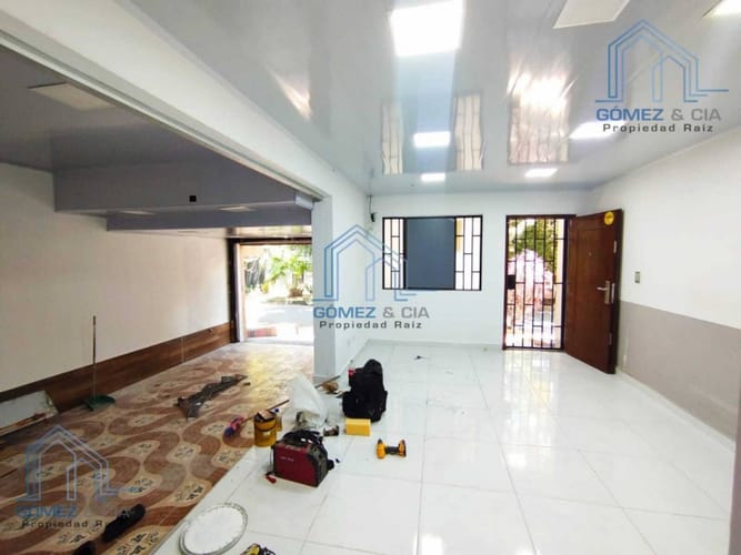 Casa de 4 alcobas en arriendo en La Castellana, Medellín, 182 m² · foto 5 de 16