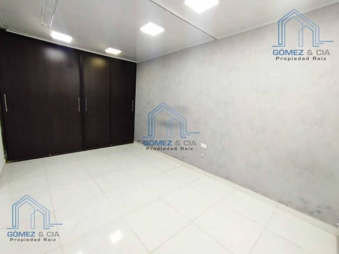 Casa de 4 alcobas en arriendo en La Castellana, Medellín, 182 m² · foto 12 de 16