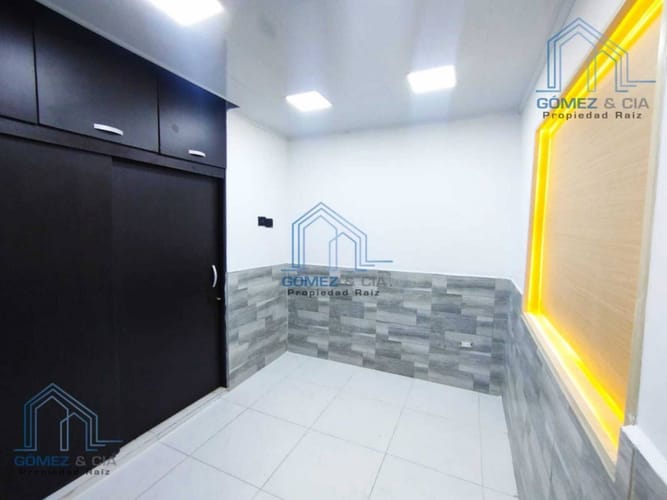 Casa de 4 alcobas en arriendo en La Castellana, Medellín, 182 m² · foto 14 de 16