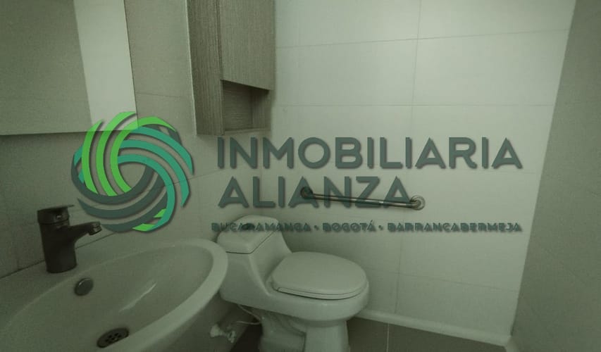 Consultorio en arriendo en Menzuly, Piedecuesta, 40 m² · foto 5 de 9