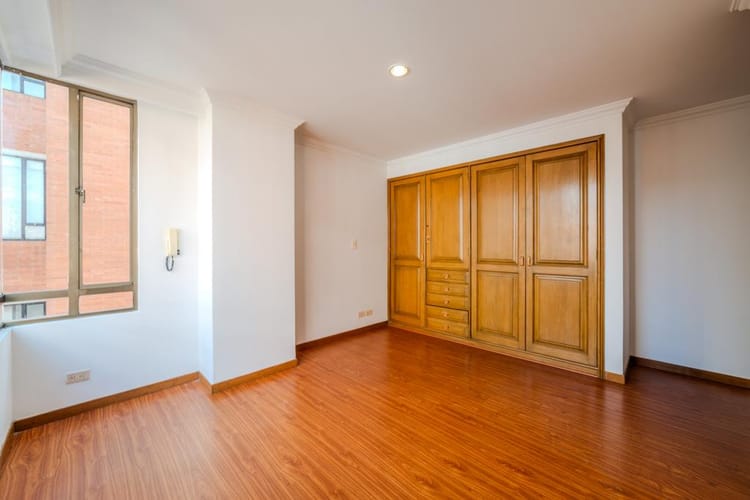 Apartamento de 3 alcobas en venta en Santa Barbara Occidental, Bogotá, 98 m² · foto 22 de 24