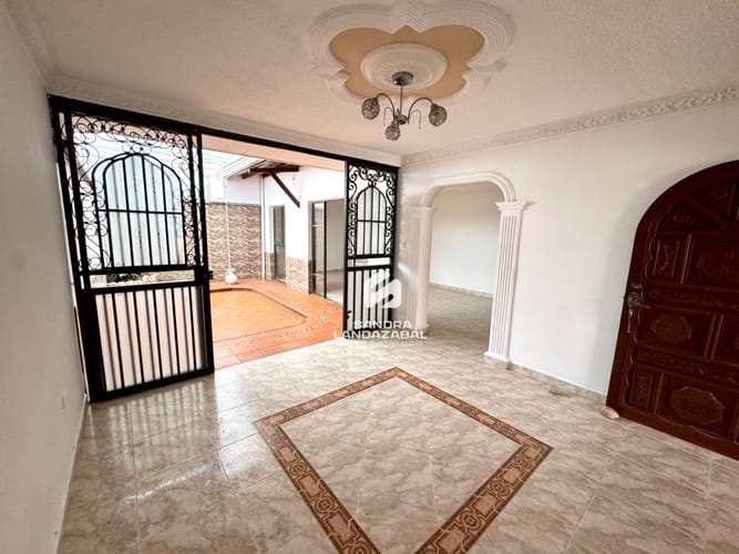 Casa de 5 alcobas en venta en Lagos Del Cacique, Bucaramanga, 170 m² · foto 13 de 20