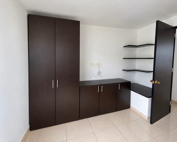 Casa de 3 alcobas en venta en San Joaquin, Pereira, 59 m² · foto 4 de 8