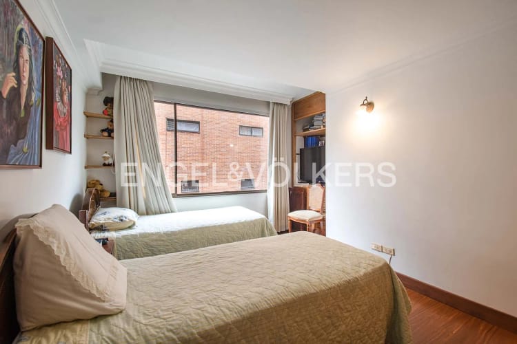 Apartamento en venta en Santa Barbara Central, Bogotá · foto 12 de 14