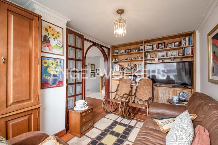 Apartamento en venta en Santa Barbara Central, Bogotá · foto 4 de 14
