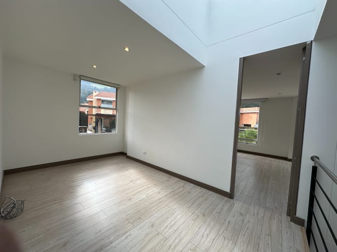 Casa de 4 alcobas en arriendo en Chuntame, Cajicá, 286 m² · foto 16 de 24