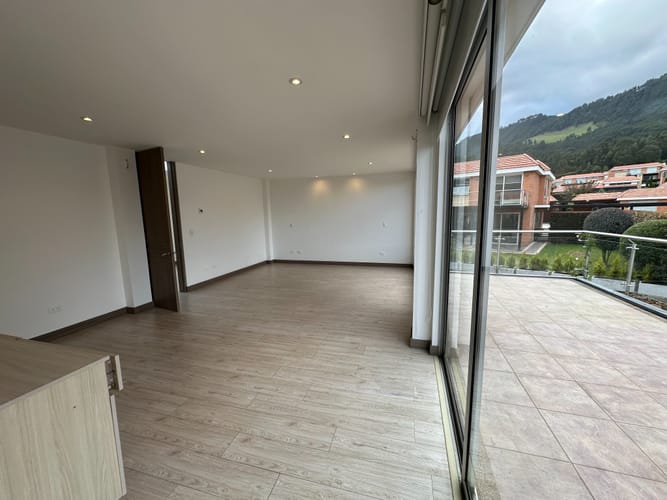 Casa de 4 alcobas en arriendo en Chuntame, Cajicá, 286 m² · foto 18 de 24
