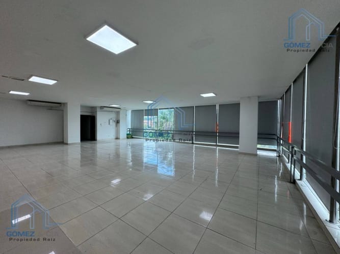 Local en arriendo en Conquistadores, Medellín, 660 m² · foto 4 de 16