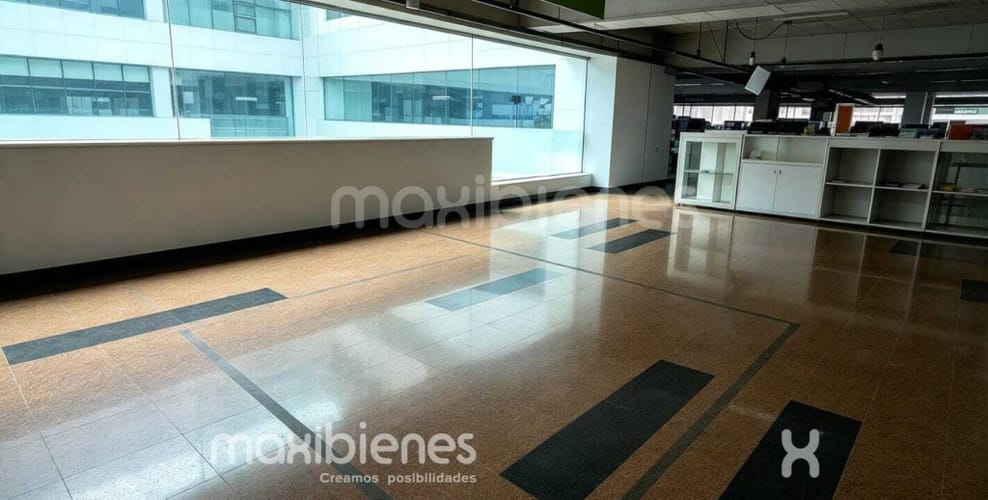 Local en arriendo en Loma Del Escobero, Envigado, 6 m² · foto 7 de 7