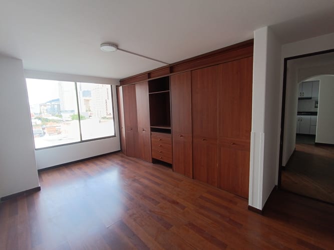 Apartamento de 2 alcobas en arriendo en Centro Internacional, Bogotá, 60 m² · foto 11 de 13
