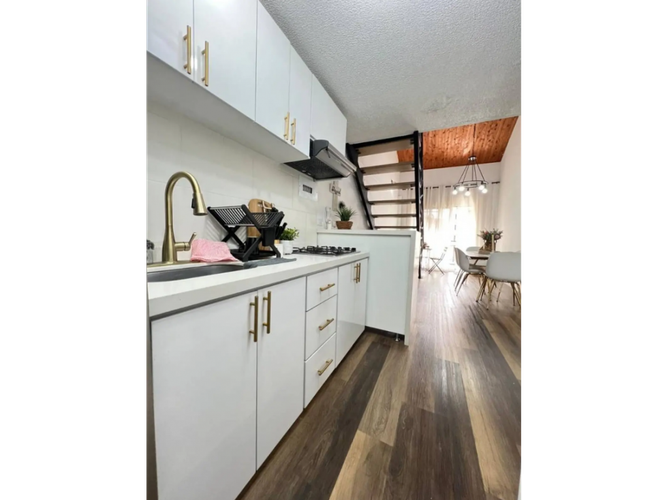 Apartamento de 2 alcobas en venta en Pinares, Pereira, 67 m² · foto 9 de 19