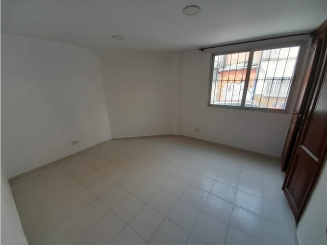 Casa de 2 alcobas en venta en Popular Modelo, Pereira, 127 m² · foto 9 de 13