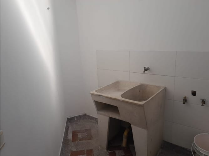 Casa de 2 alcobas en venta en Popular Modelo, Pereira, 127 m² · foto 13 de 13