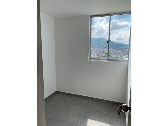 Apartamento de 3 alcobas en venta en Playa Rica, Dosquebradas, 54 m² · foto 5 de 14