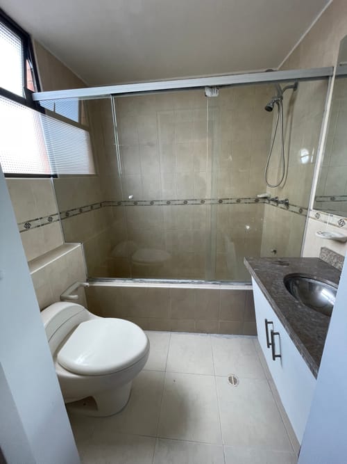 Apartamento de 3 alcobas en arriendo en Cedritos, Bogotá, 95 m² · foto 12 de 20