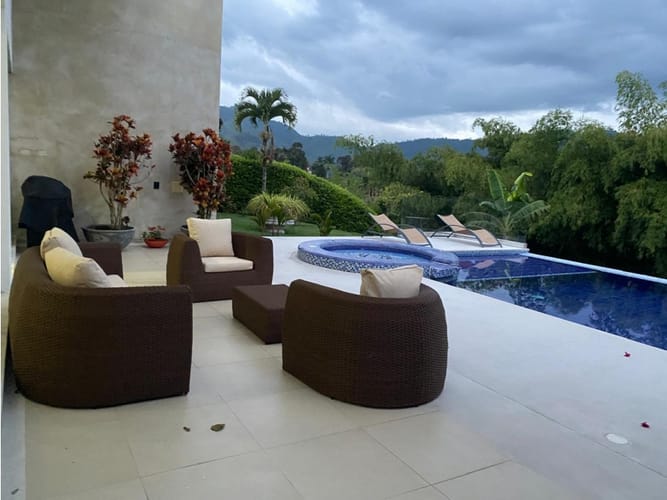 Casa de 4 alcobas en venta en Combia, Pereira, 411 m² · foto 6 de 24