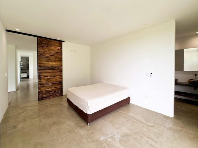 Casa de 3 alcobas en venta en Cerritos, Pereira, 290 m² · foto 19 de 24