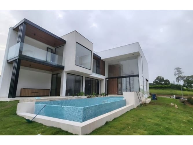 Casa de 5 alcobas en venta en Cerritos, Pereira, 600 m² · foto 5 de 22