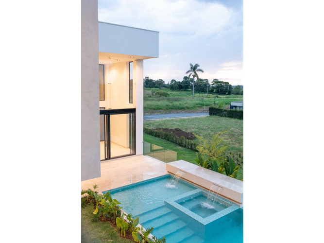 Casa de 5 alcobas en venta en Cerritos, Pereira, 600 m² · foto 8 de 22