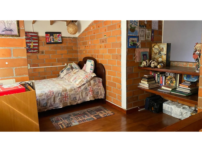Casa de 5 alcobas en venta en Combia, Pereira, 300 m² · foto 16 de 24