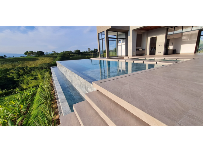 Casa de 4 alcobas en venta en Cerritos, Pereira, 940 m² · foto 6 de 20