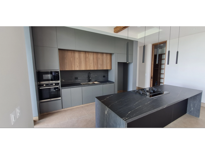 Casa de 4 alcobas en venta en Cerritos, Pereira, 940 m² · foto 17 de 20