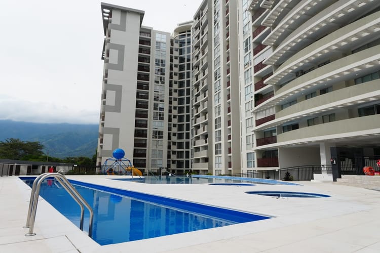 Apartamento de 3 alcobas en venta en Cd. Simon Bolivar Et. Ii, Ibagué, 114 m² · foto 4 de 24