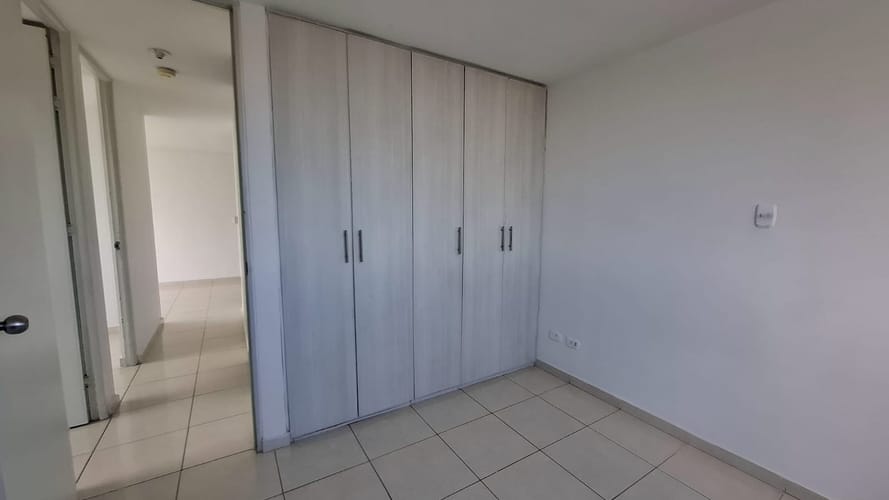 Apartamento de 3 alcobas en venta en Cd. Simon Bolivar Et. Ii, Ibagué, 114 m² · foto 20 de 24