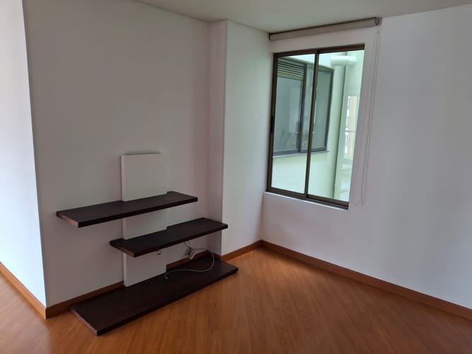 Apartamento de 3 alcobas en venta en Ub. Cordoba Niza, Bogotá, 85 m² · foto 9 de 17