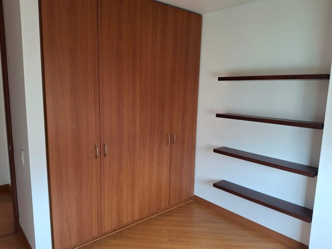 Apartamento de 3 alcobas en venta en Ub. Cordoba Niza, Bogotá, 85 m² · foto 10 de 17