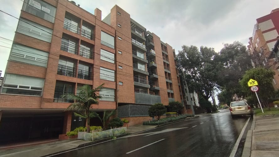 Apartamento de 2 alcobas en venta en Bella Suiza, Bogotá, 70 m² · foto 16 de 18