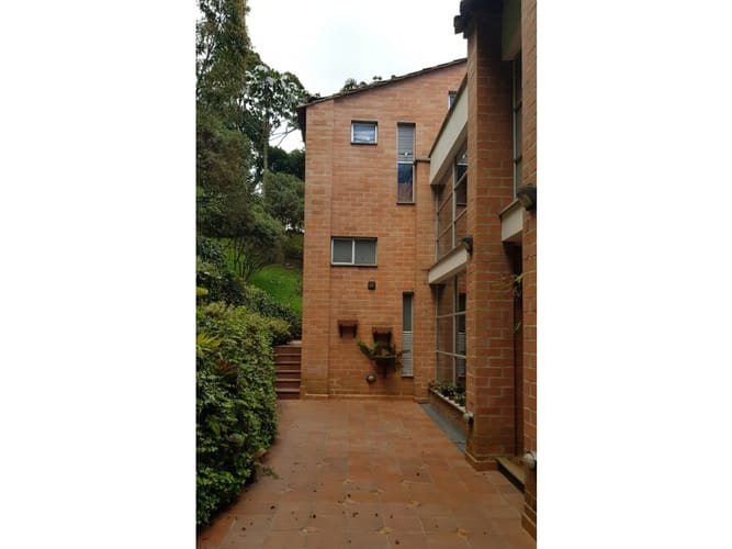 Casa de 4 alcobas en venta en Loma Del Escobero, El Retiro, 293 m² · foto 18 de 24