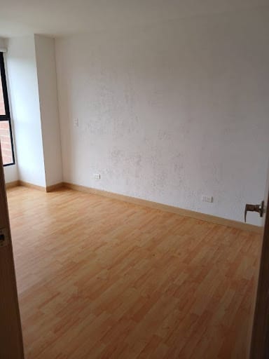 Apartamento de 2 alcobas en venta en El Carmen De Viboral, El Carmen de Viboral, 60 m² · foto 4 de 15